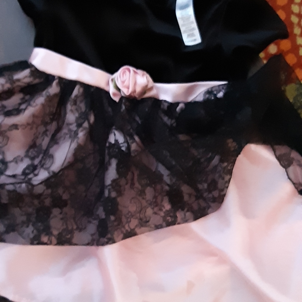 Velvet and lace. Size 18 months.